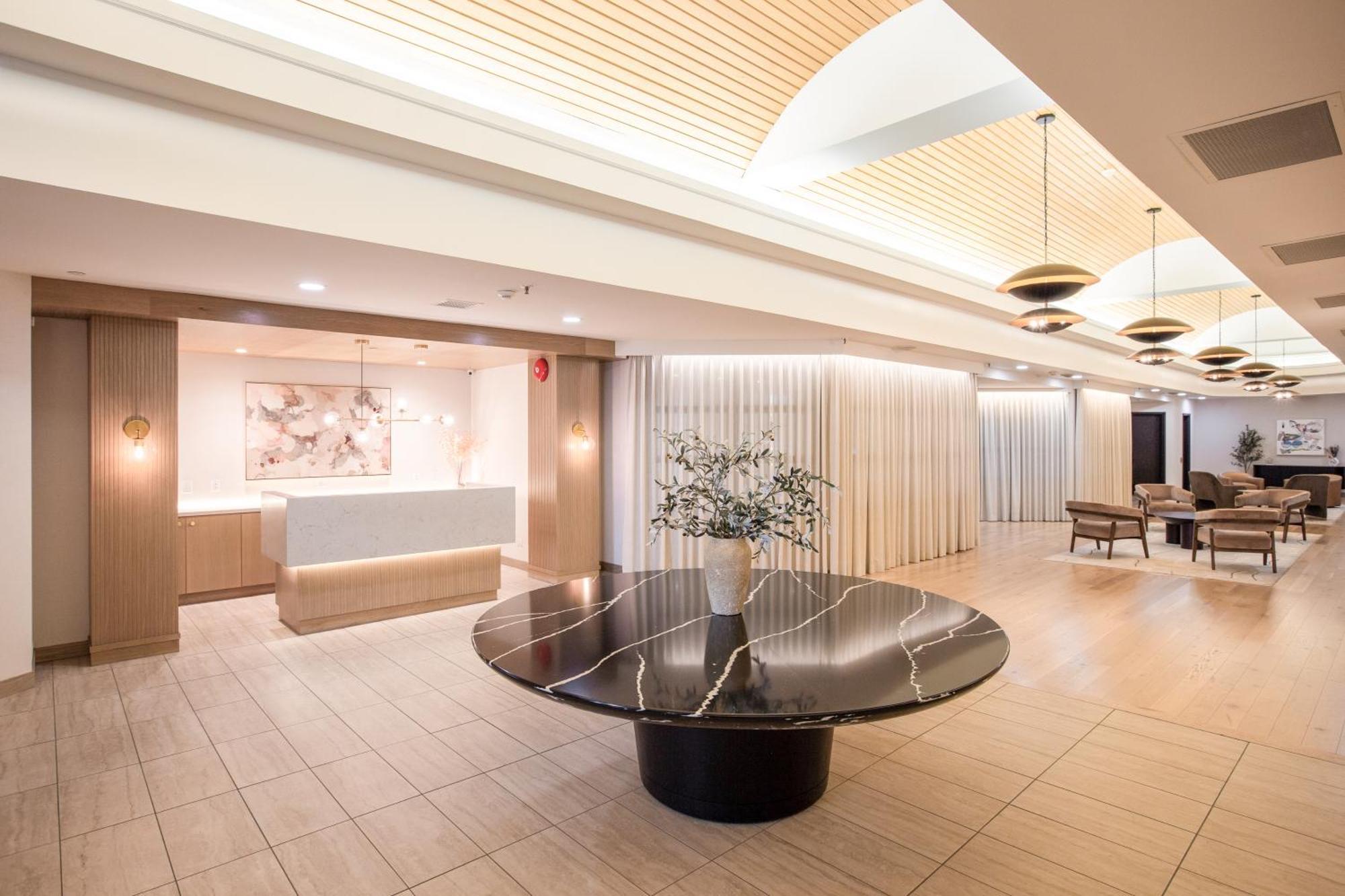 Norwood Hotel Уинипег Екстериор снимка